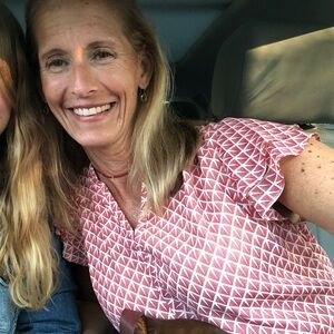 Meet your Posher, Caroline